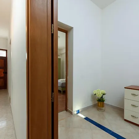 Apartment Downtown San Vito